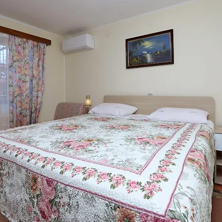 With Parking Space Icici, Opatija - 7788 Lägenhet *